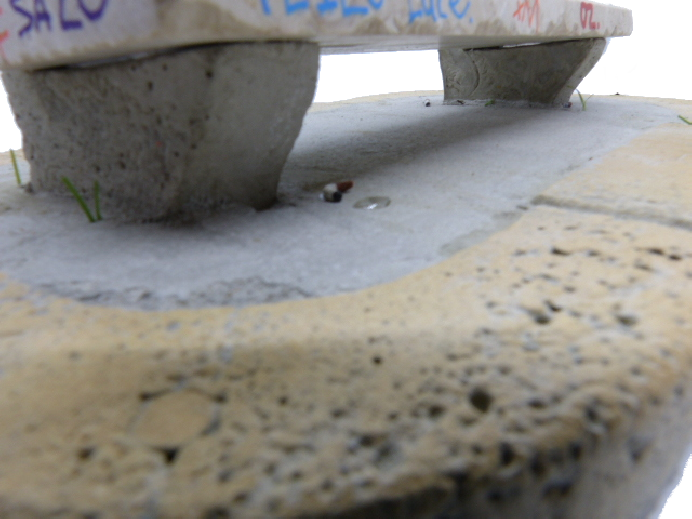 Miature bench withe